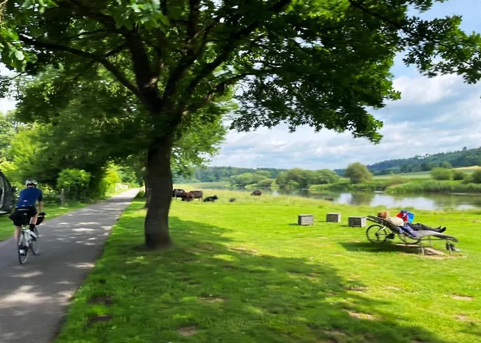 Kuenstler-wohnraum *